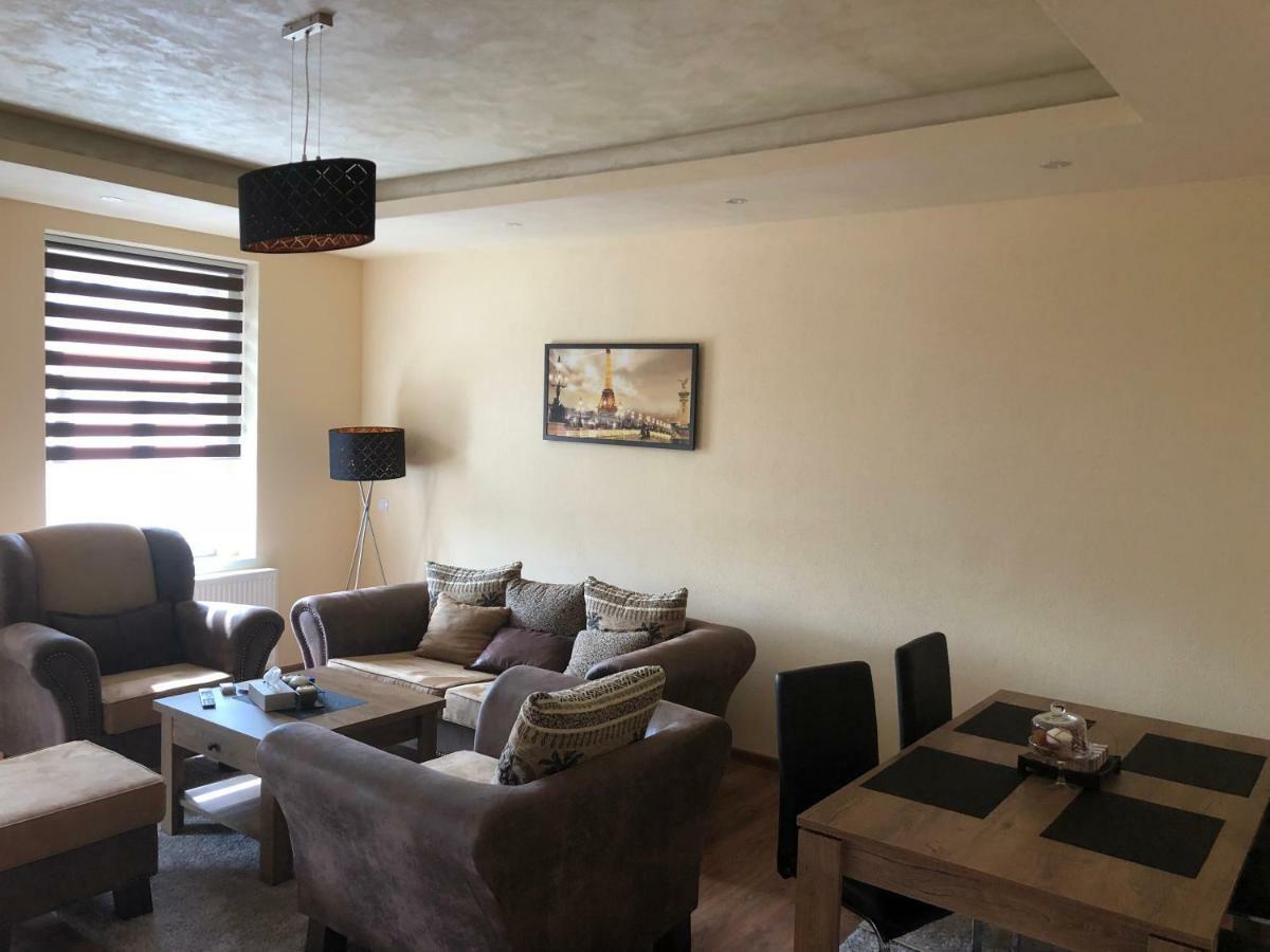Lili Apartman Apartment Mariánské Lázně Екстериор снимка