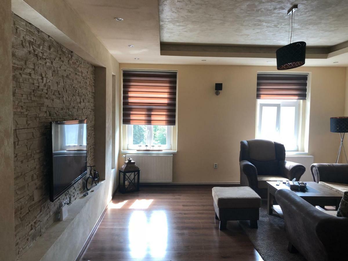 Lili Apartman Apartment Mariánské Lázně Екстериор снимка