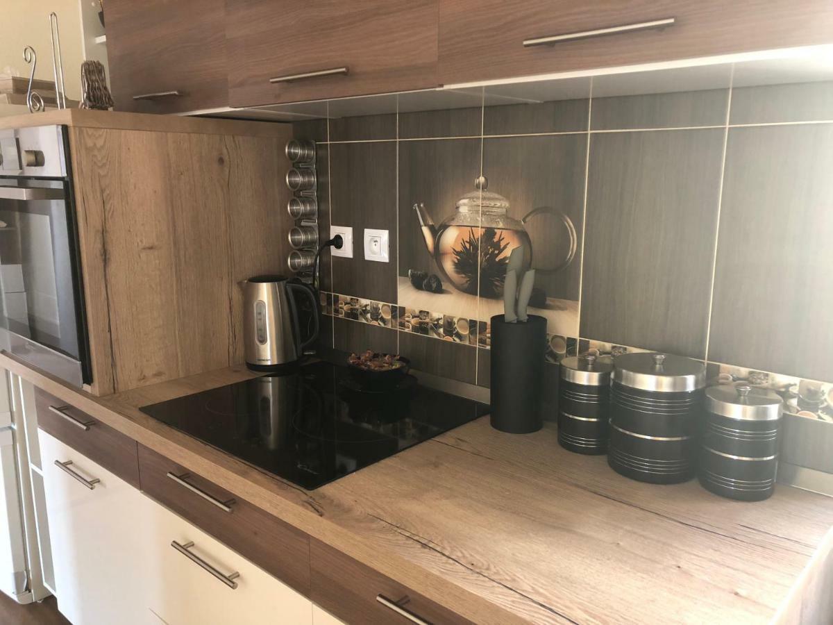 Lili Apartman Apartment Mariánské Lázně Екстериор снимка