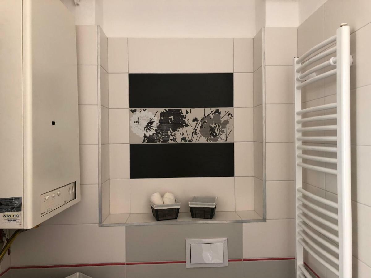 Lili Apartman Apartment Mariánské Lázně Екстериор снимка